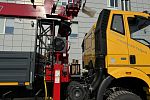 Бортовой автомобиль FAW с КМУ Horyong HRS 206
