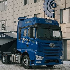 FAW J7