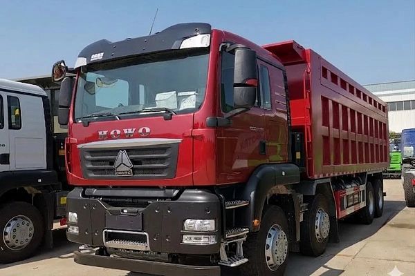 Самосвал HOWO 8x4 