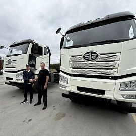  Бортовые FAW, автоцистерны, машины с КМУ — в наличии и под заказ!
