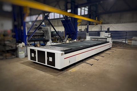 Мы продолжаем усовершенствовать наше производство "АСТ": новые станки для достижения совершенства.