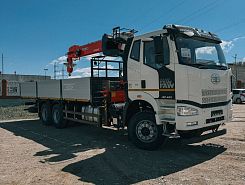 Бортовой FAW J6P 6х6 с КМУ Kanglim