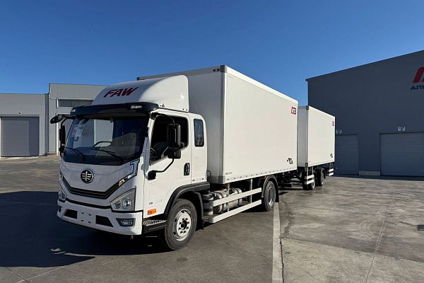 Фургон изотермический FAW Tiger 6G-12 АВТОПОЕЗД