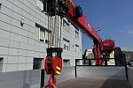 Бортовой автомобиль FAW с КМУ Horyong HRS 216