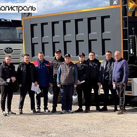 Отгрузка 5 самосвалов FAW 6x6